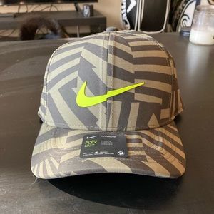 Nike Swoosh Flex hat